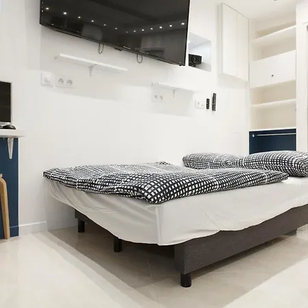 Bed & Breakfast Petits Champs Ii Parigi