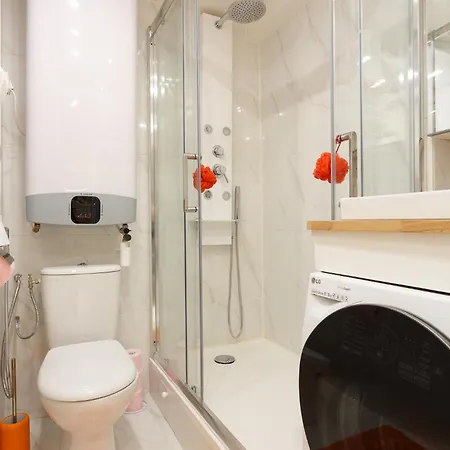 Petits Champs Ii Bed & Breakfast