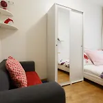 아파트먼트 프티 샹 Ii